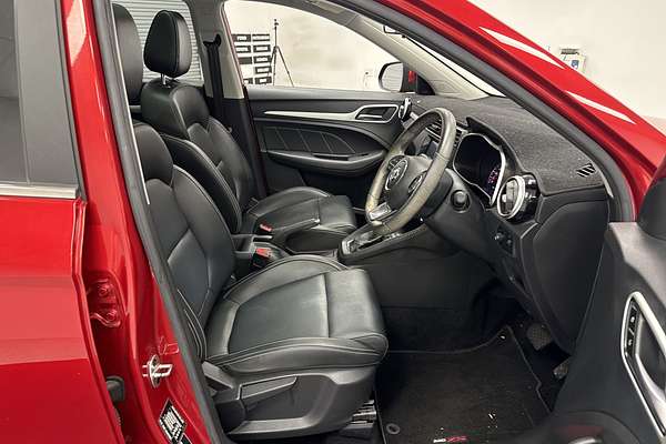 2020 MG ZS Essence AZS1