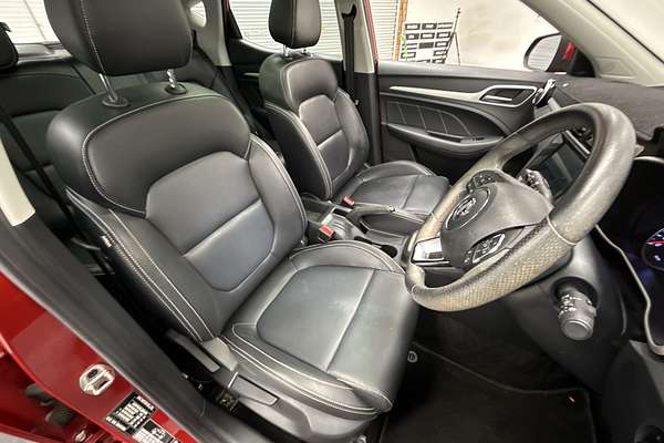 2020 MG ZS Essence AZS1