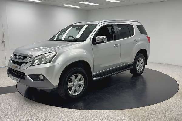2016 Isuzu MU-X LS-T