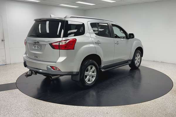 2016 Isuzu MU-X LS-T