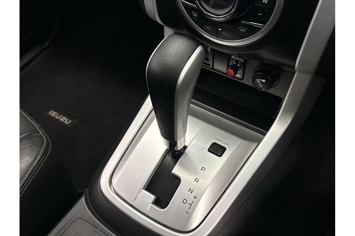 2016 Isuzu MU-X LS-T