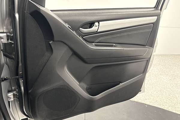 2016 Isuzu MU-X LS-T