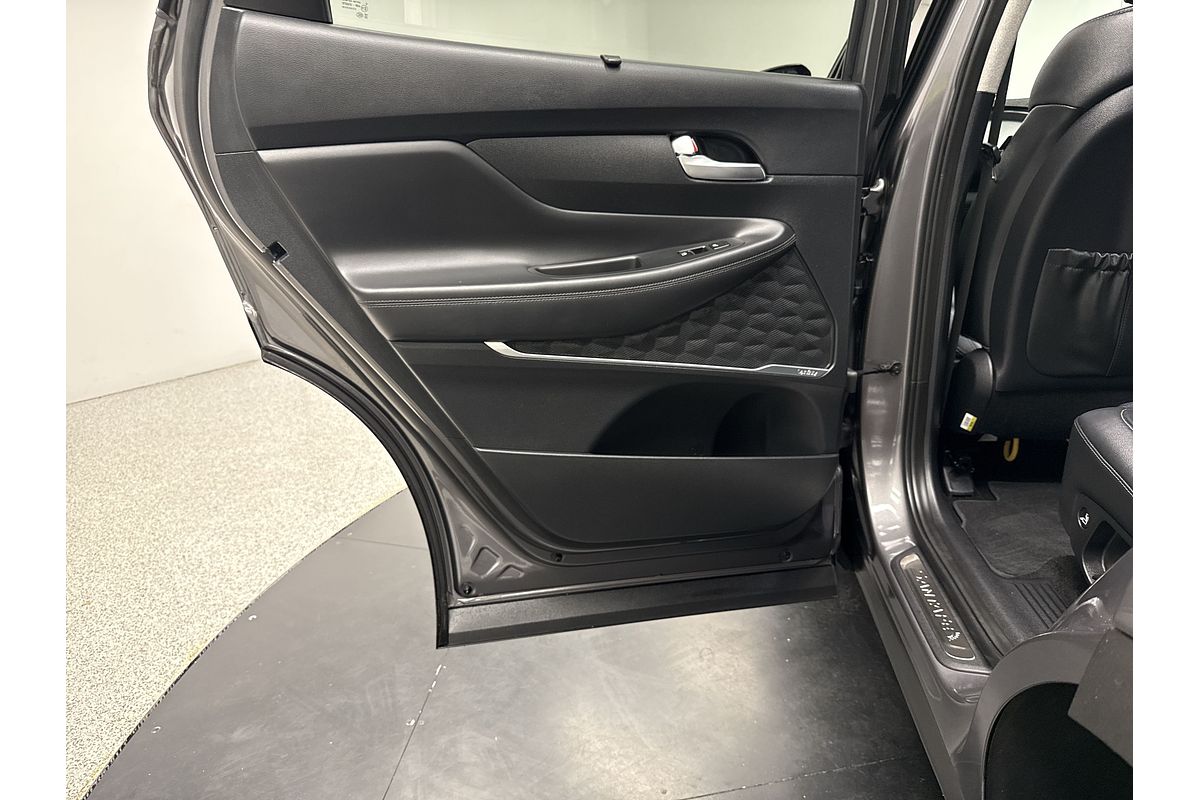 2019 Hyundai Santa Fe Highlander TM.2