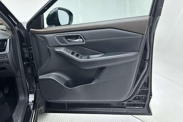 2023 Nissan X-TRAIL ST-L T33