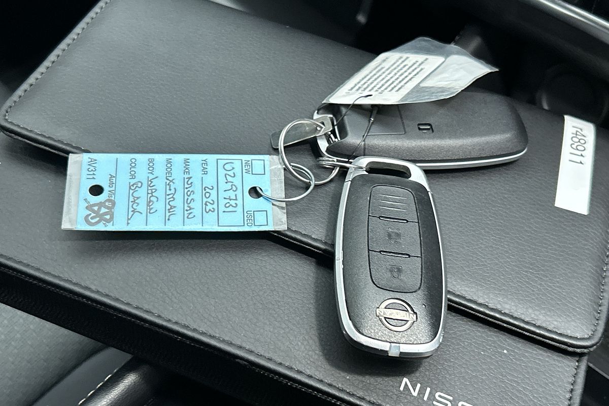 2023 Nissan X-TRAIL ST-L T33