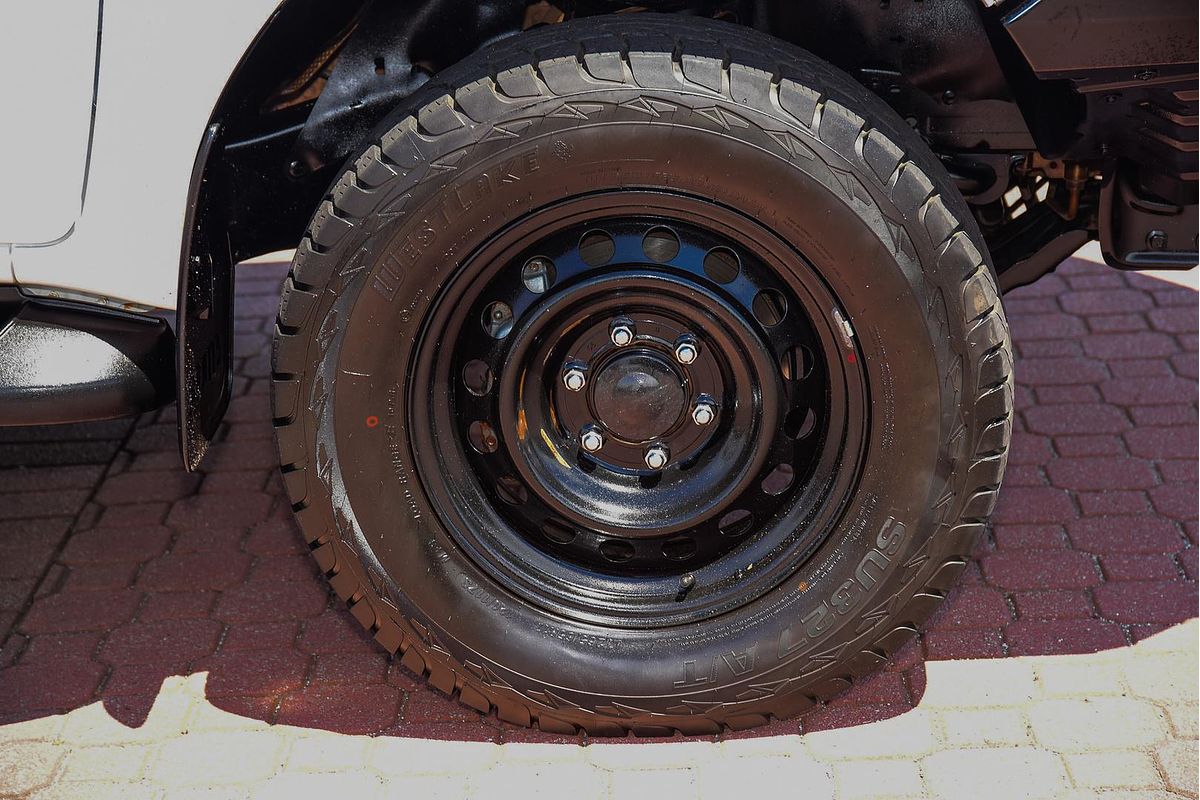 2023 Toyota Hilux SR GUN126R 4X4