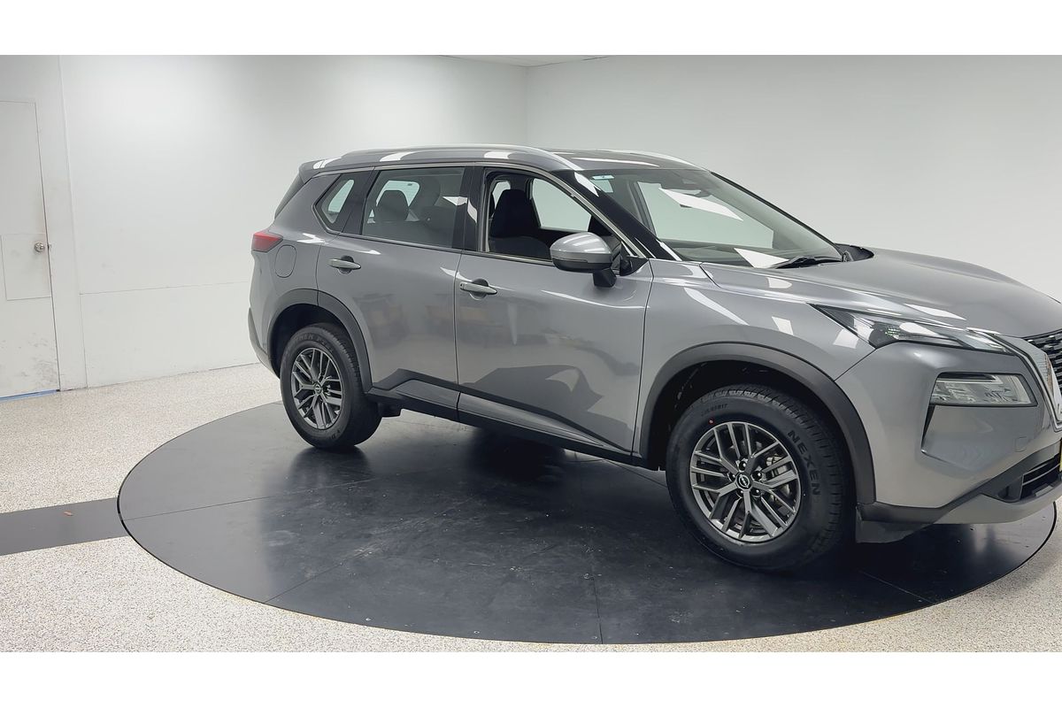 2023 Nissan X-TRAIL ST T33