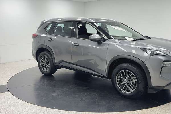 2023 Nissan X-TRAIL ST T33