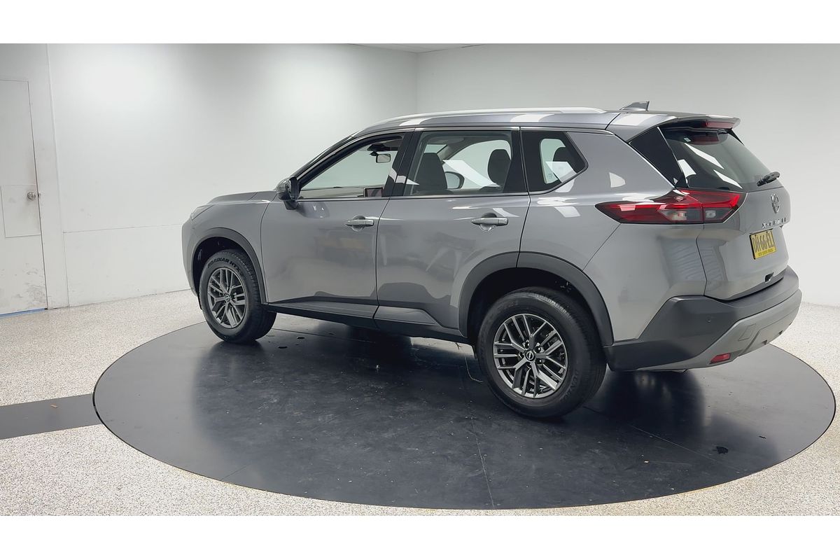 2023 Nissan X-TRAIL ST T33