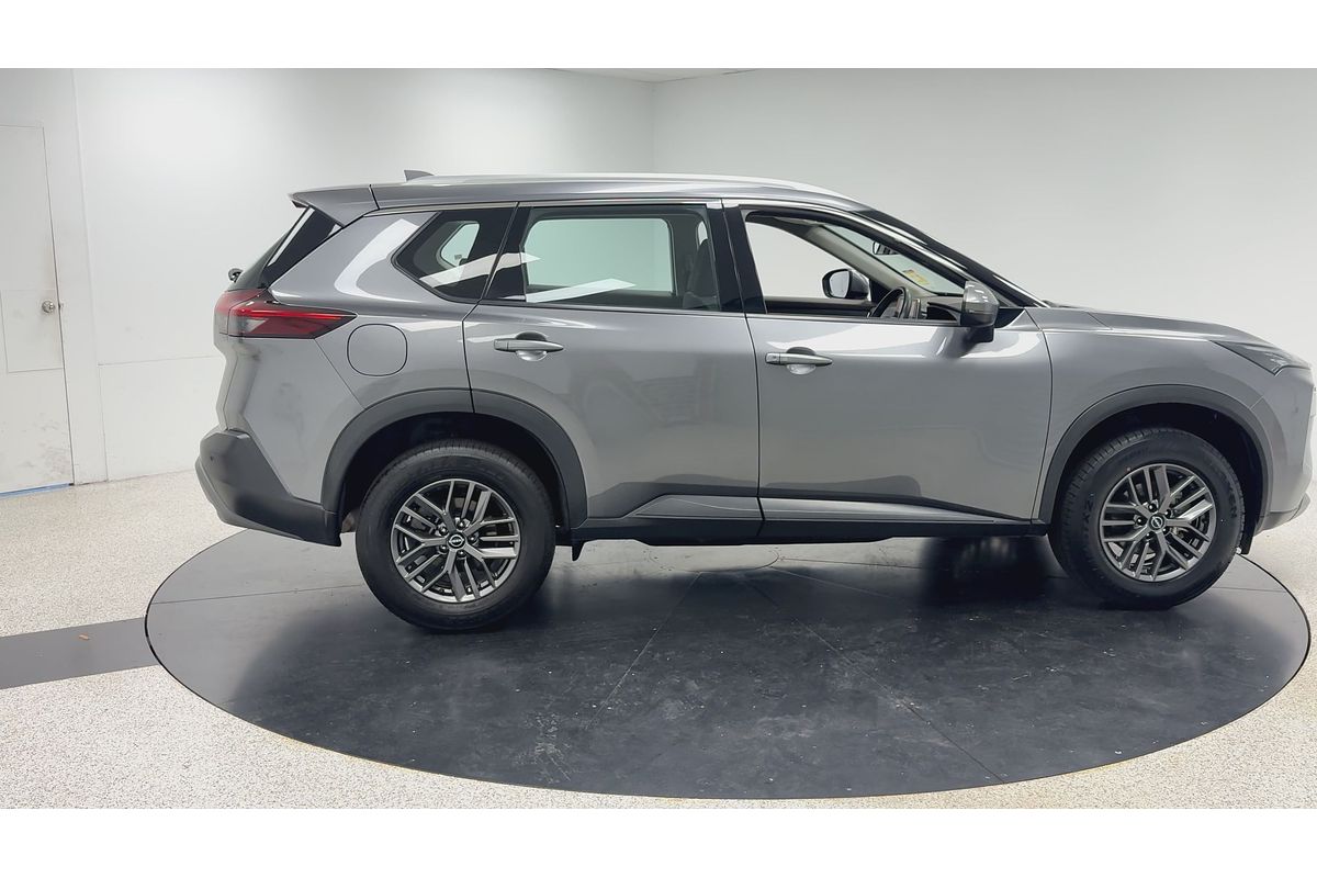 2023 Nissan X-TRAIL ST T33