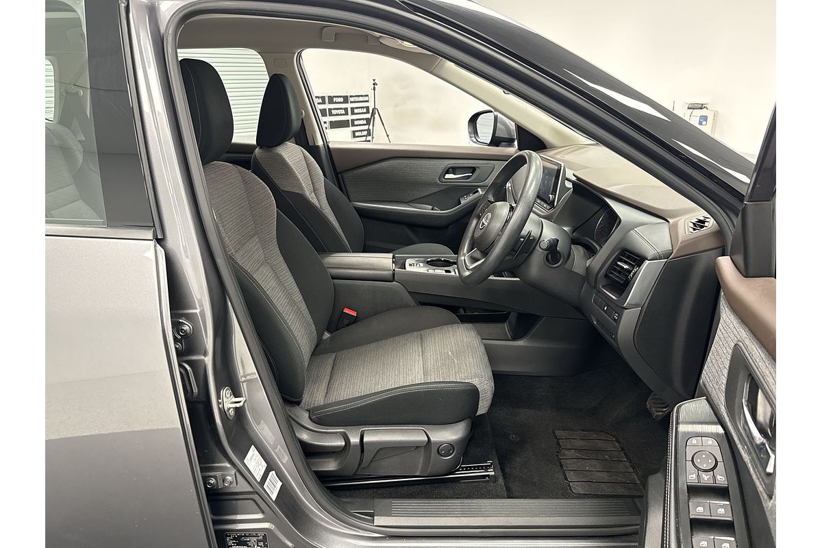 2023 Nissan X-TRAIL ST T33