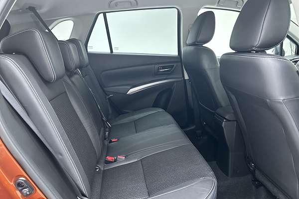 2023 Suzuki S-Cross GLX JYB