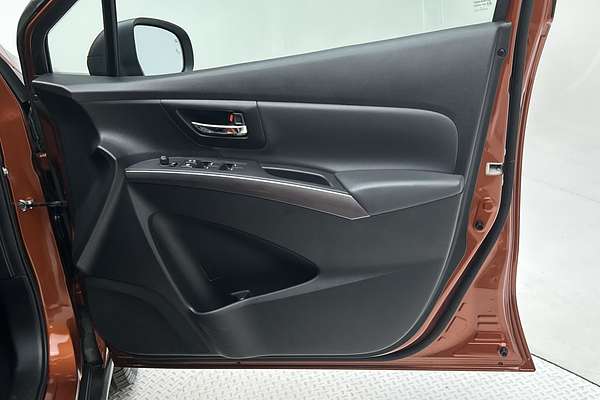 2023 Suzuki S-Cross GLX JYB