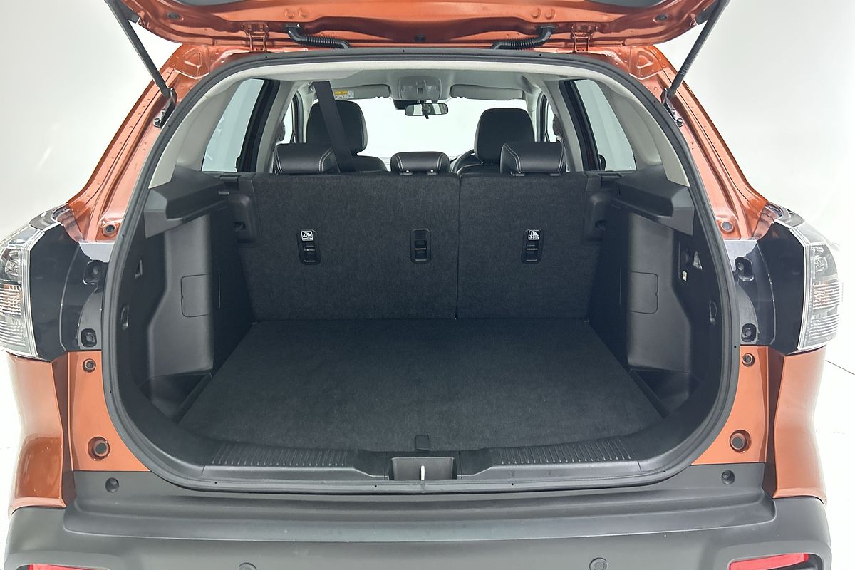 2023 Suzuki S-Cross GLX JYB