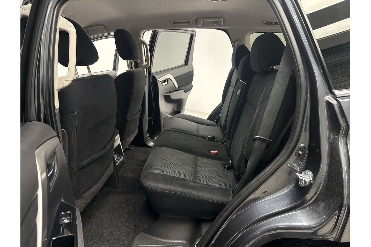 2021 Mitsubishi Pajero Sport GLS QF