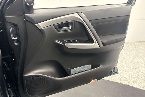 2021 Mitsubishi Pajero Sport GLS QF