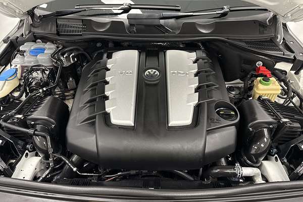 2017 Volkswagen Touareg V8 TDI R-Line 7P