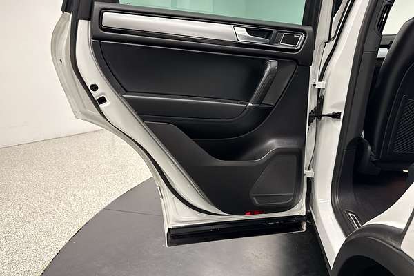 2017 Volkswagen Touareg V8 TDI R-Line 7P