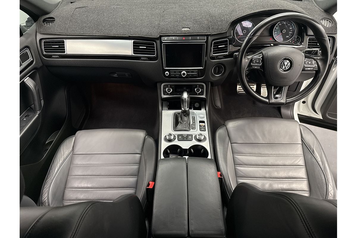 2017 Volkswagen Touareg V8 TDI R-Line 7P