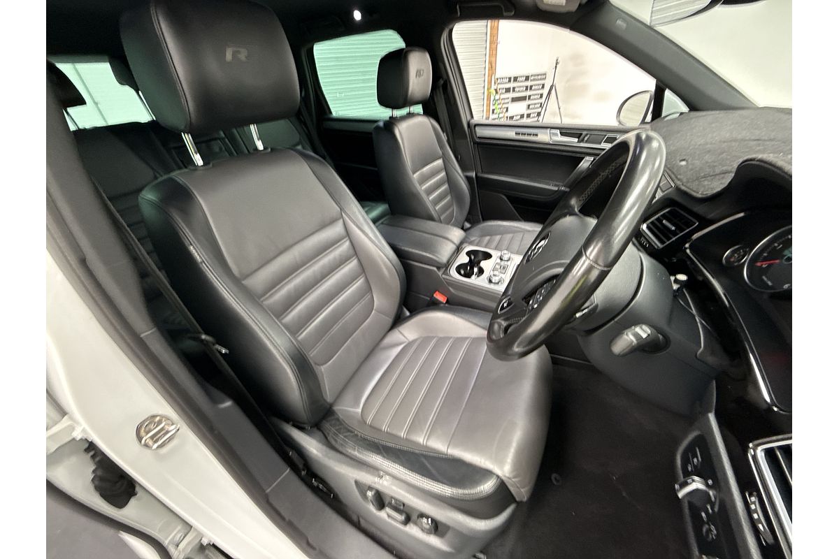 2017 Volkswagen Touareg V8 TDI R-Line 7P