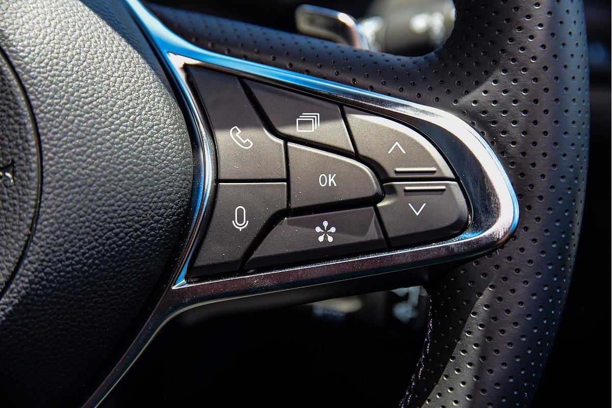 2025 Mitsubishi ASX Exceed XE