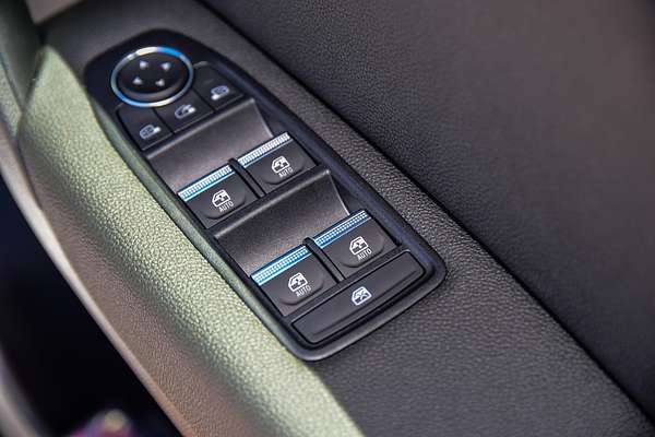 2025 Mitsubishi ASX Exceed XE