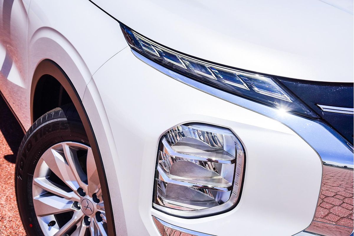 2025 Mitsubishi Outlander ES ZM