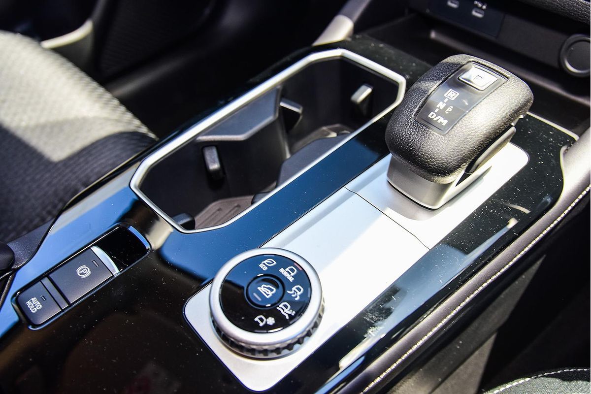 2025 Mitsubishi Outlander ES ZM