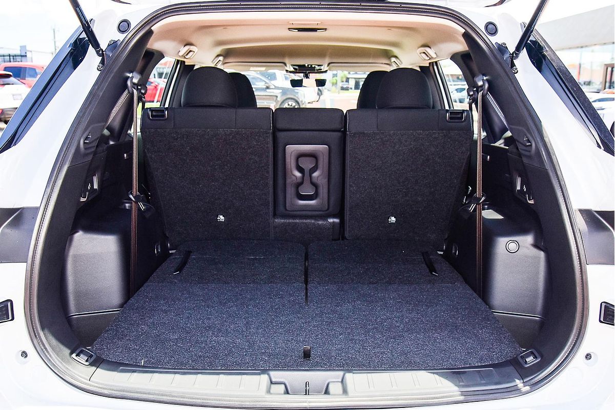 2025 Mitsubishi Outlander ES ZM