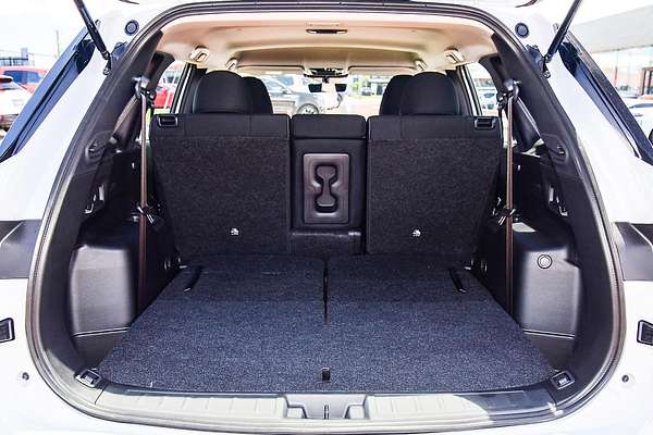 2025 Mitsubishi Outlander ES ZM