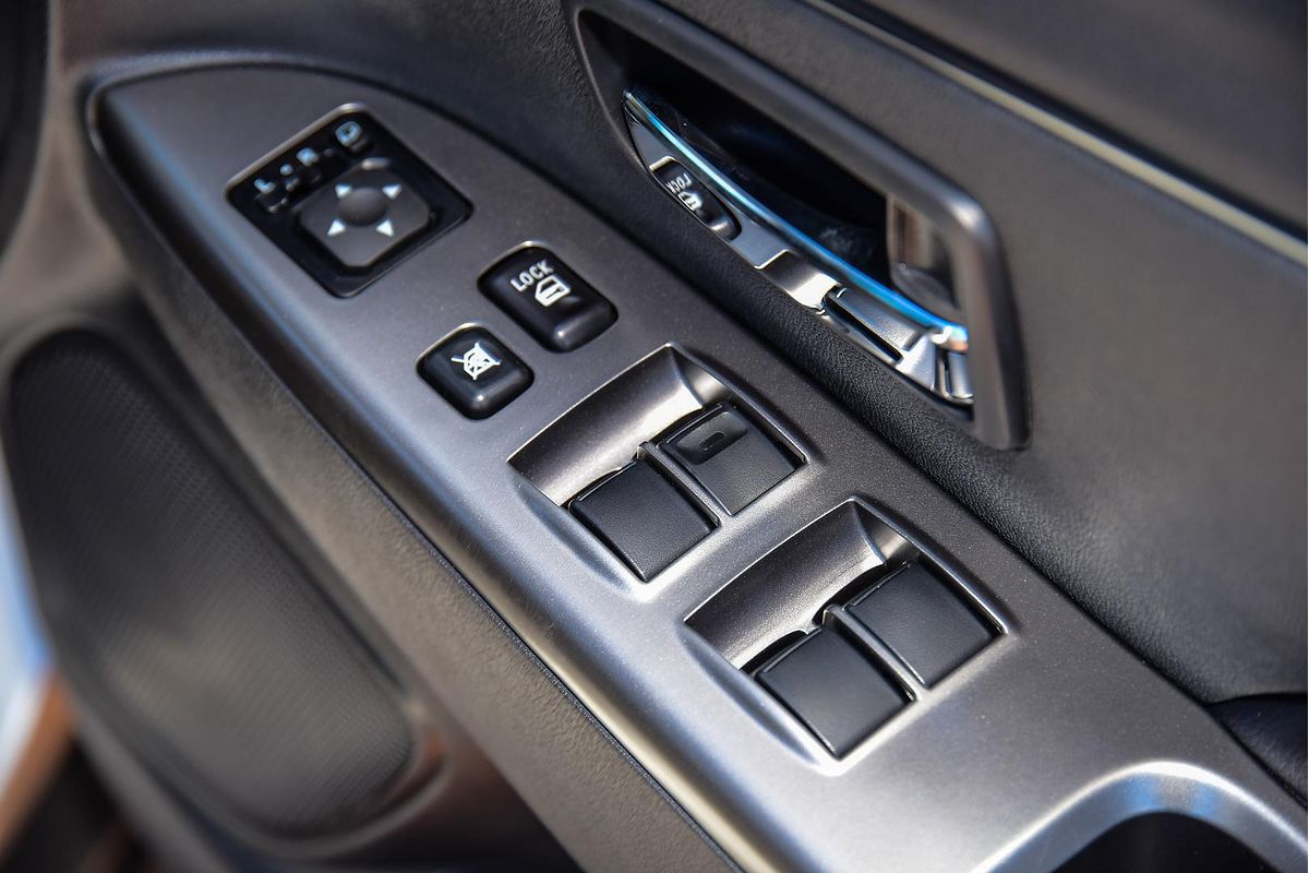 2025 Mitsubishi ASX Exceed XD