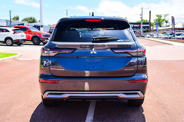 2025 Mitsubishi Outlander Exceed Tourer ZM
