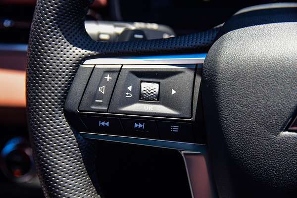 2025 Mitsubishi Outlander Exceed Tourer ZM