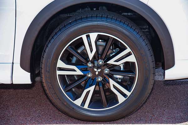 2024 Mitsubishi Eclipse Cross Exceed YB