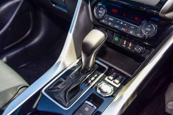 2024 Mitsubishi Eclipse Cross Exceed YB