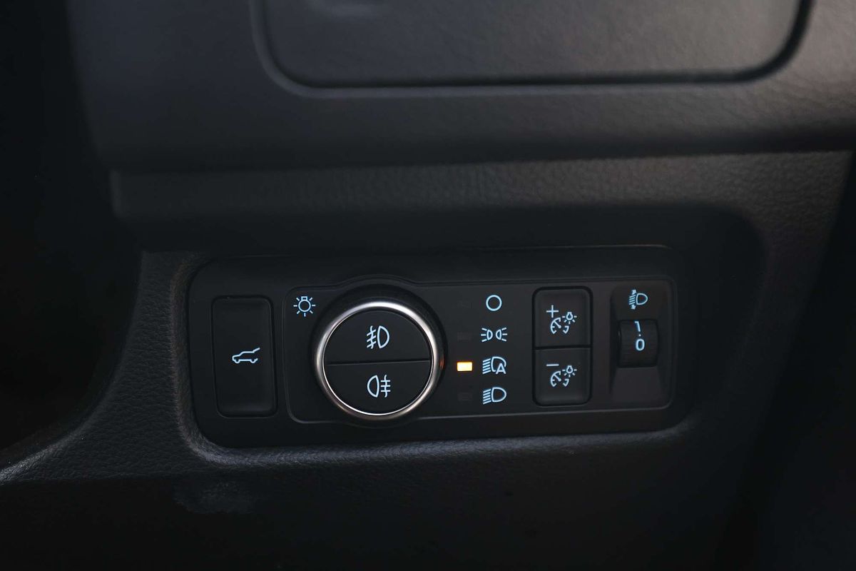 2025 Ford Everest Trend 2.0L