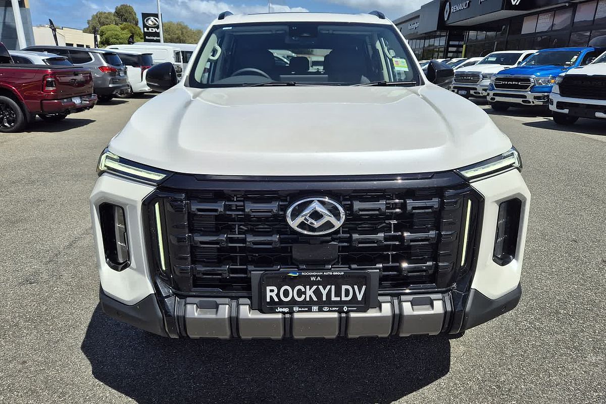 2024 LDV D90 Executive SV9A