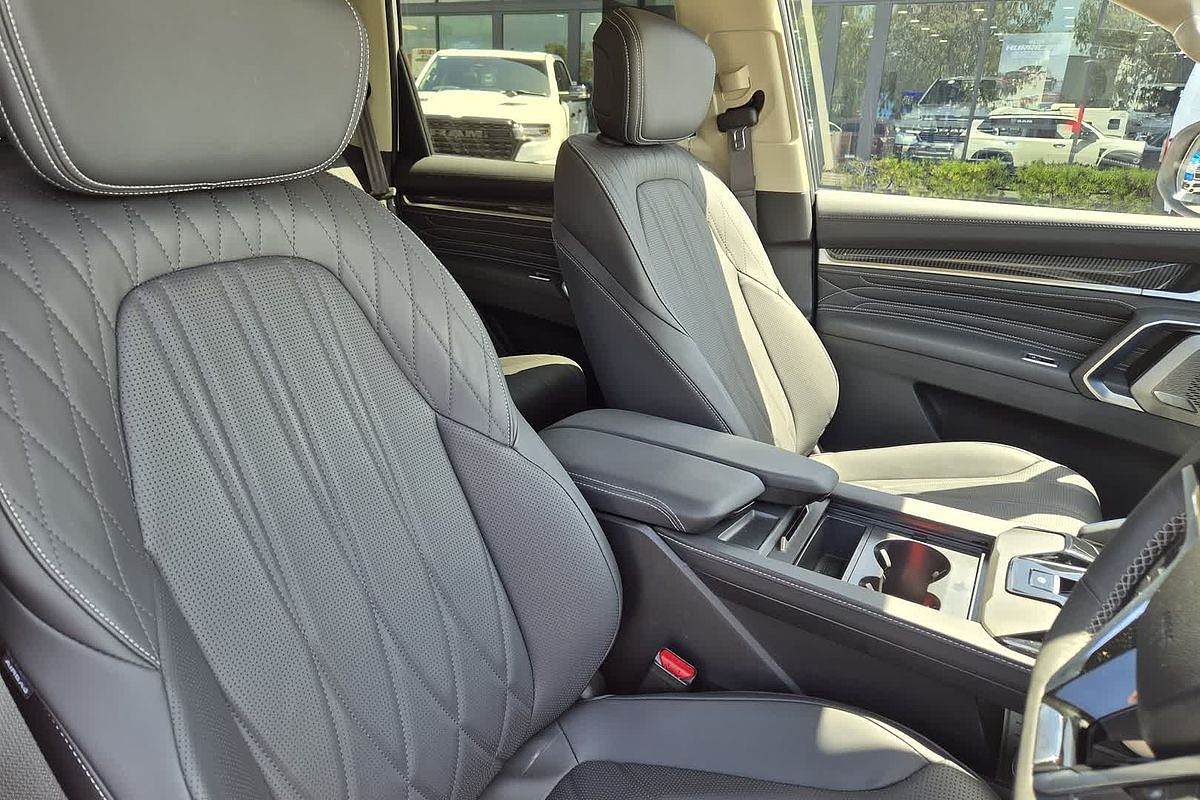 2024 LDV D90 Executive SV9A