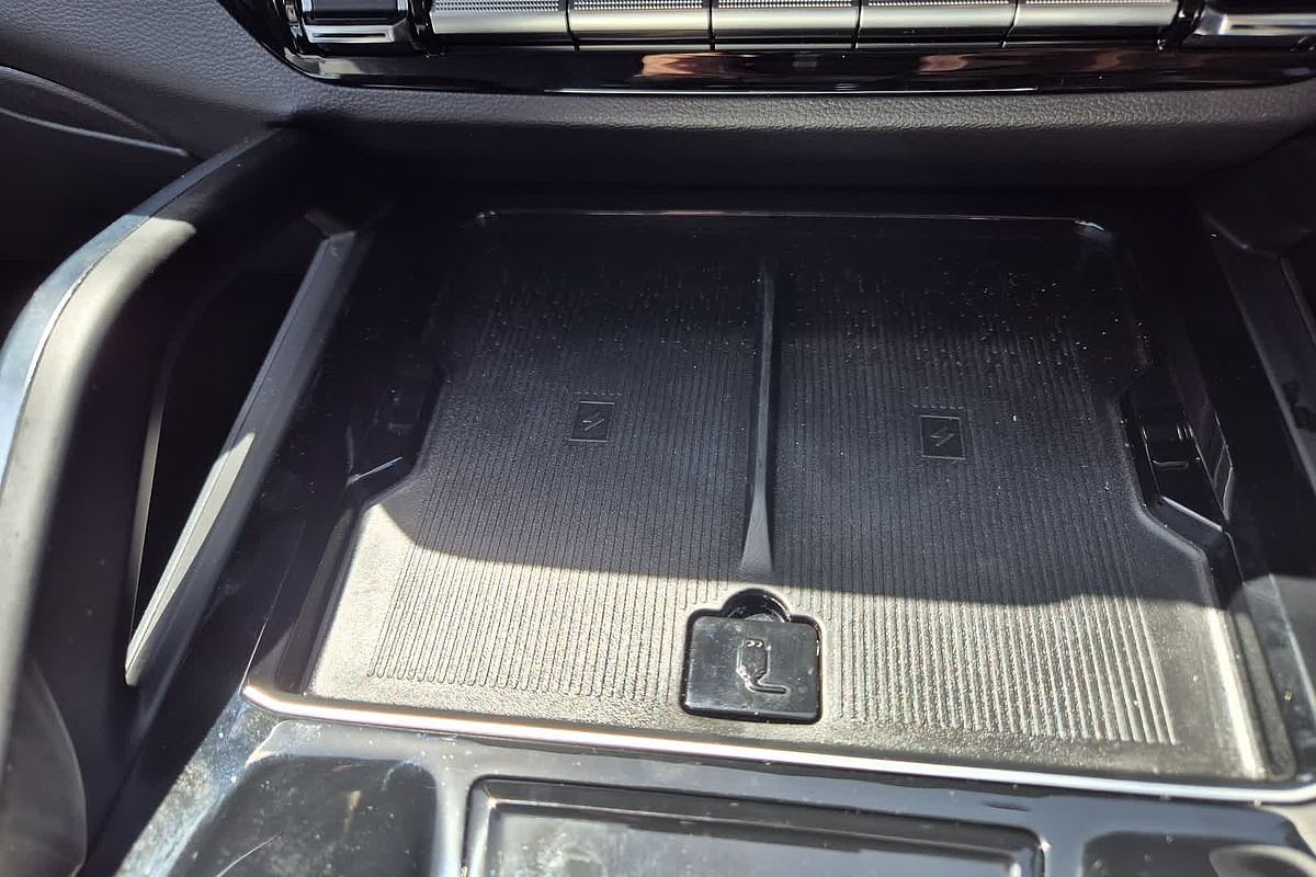 2024 LDV D90 Executive SV9A