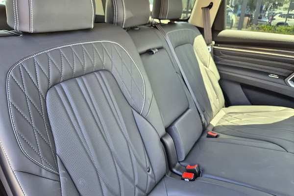 2024 LDV D90 Executive SV9A