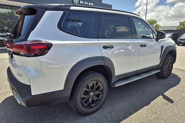 2024 LDV D90 Executive SV9A