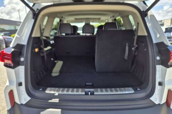 2024 LDV D90 Executive SV9A