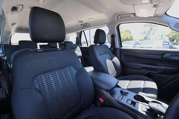 2024 Ford Everest Ambiente 2.0L