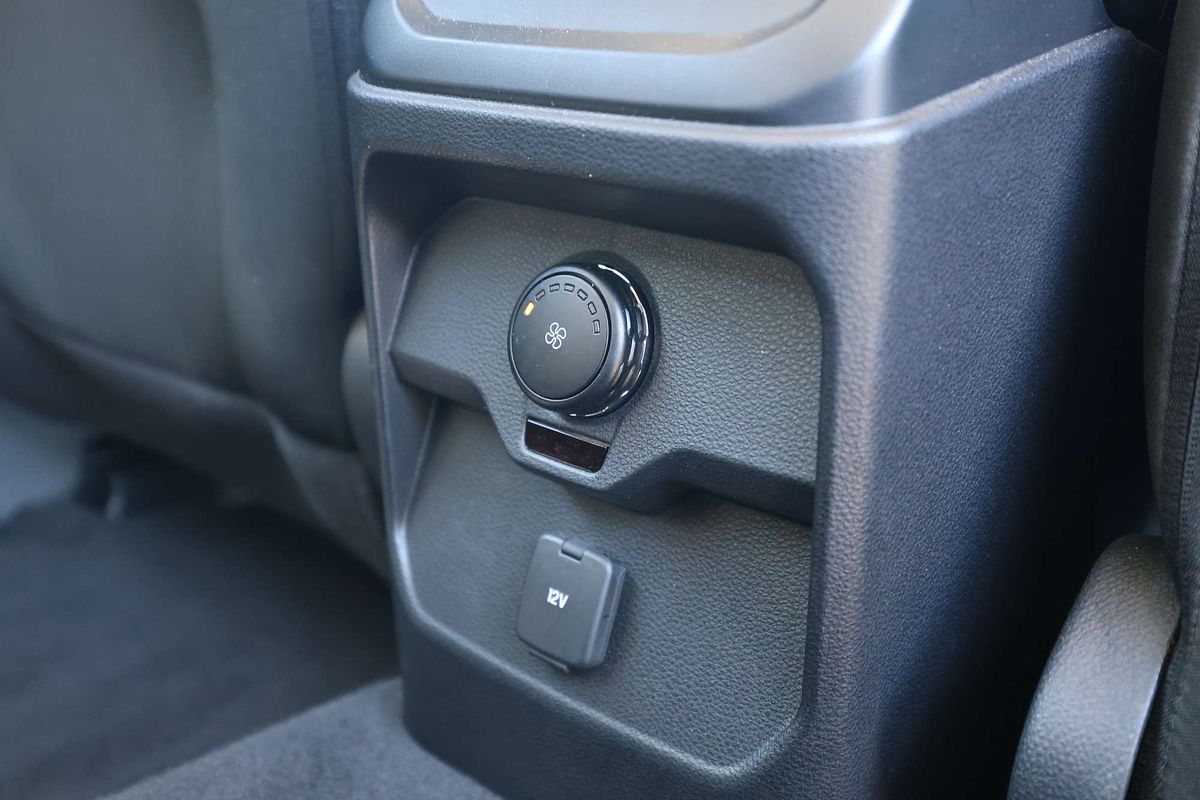 2024 Ford Everest Ambiente 2.0L