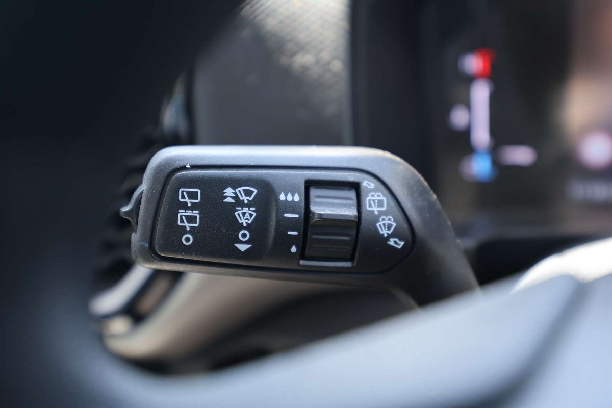 2024 Ford Everest Ambiente 2.0L