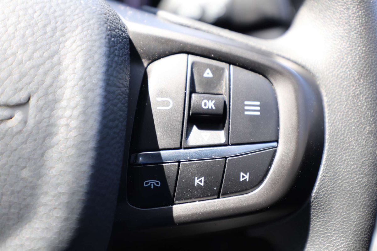 2024 Ford Everest Ambiente 2.0L