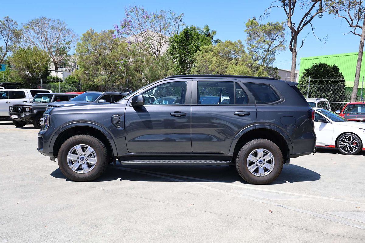 2024 Ford Everest Ambiente 2.0L