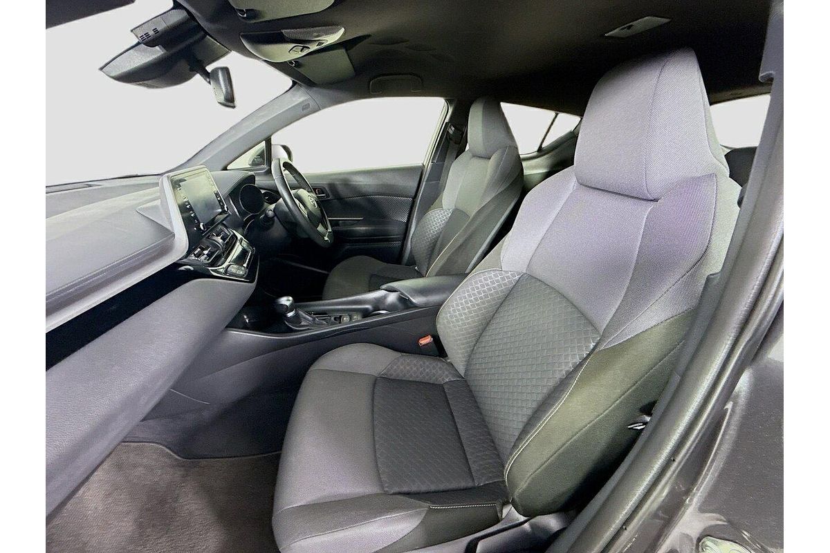 2023 Toyota C-HR GXL NGX10R