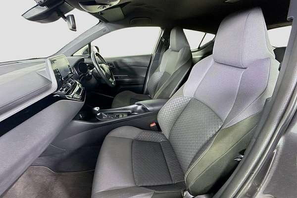 2023 Toyota C-HR GXL NGX10R