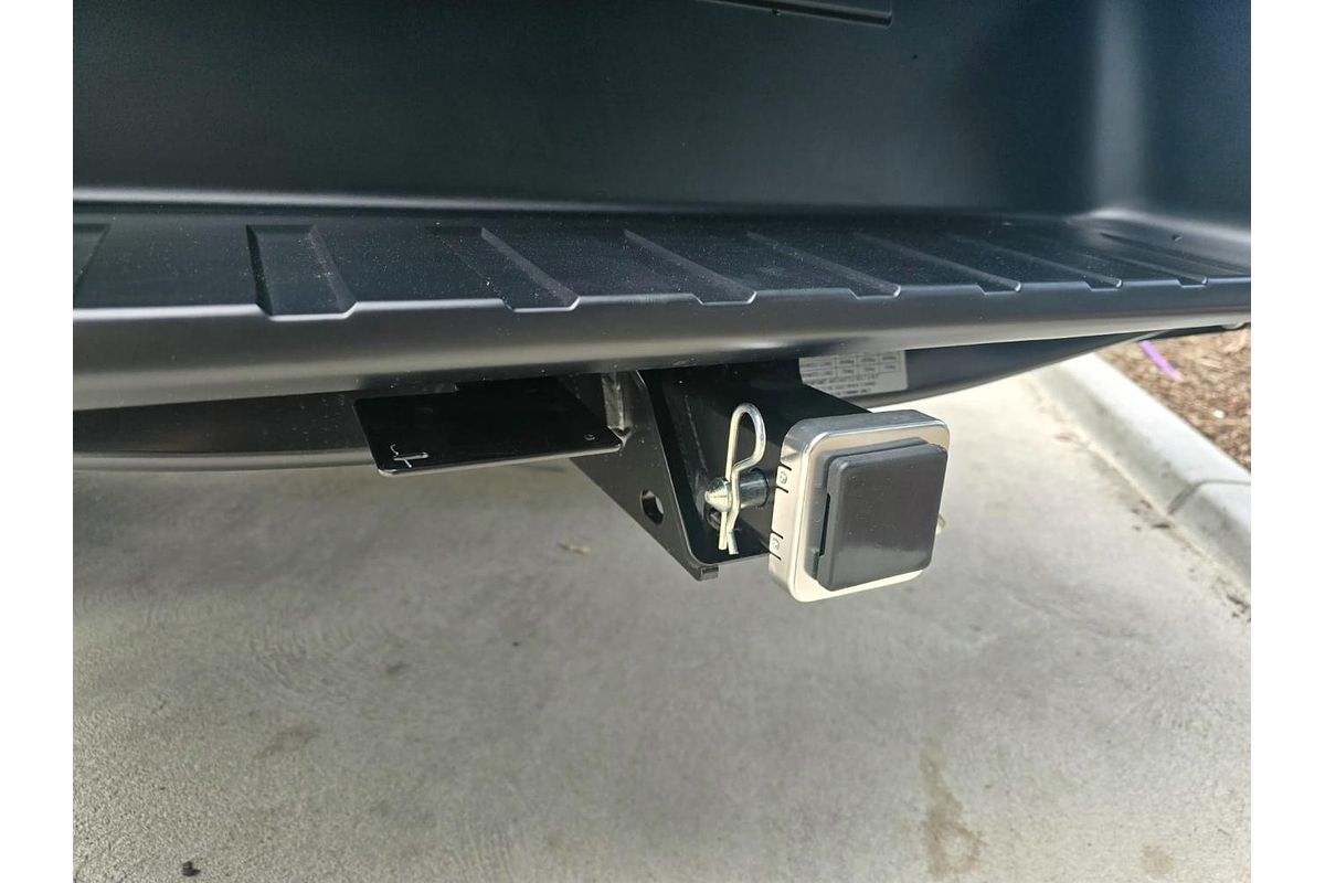 2025 Isuzu D-MAX X-TERRAIN 4X4